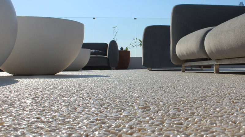 terrasses granulats de marbre et resine