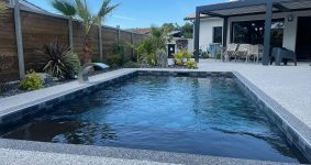 2 plage de piscine